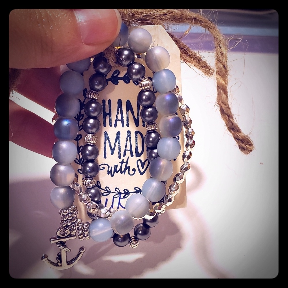 Beaded glass anchor bracelet set